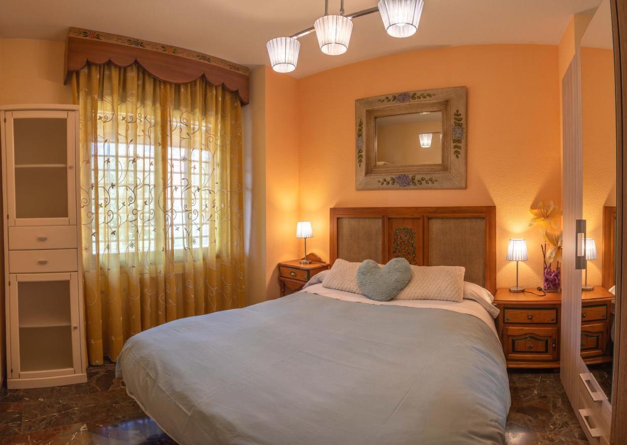 Apartamento Campus De La Salud Гранада Екстериор снимка